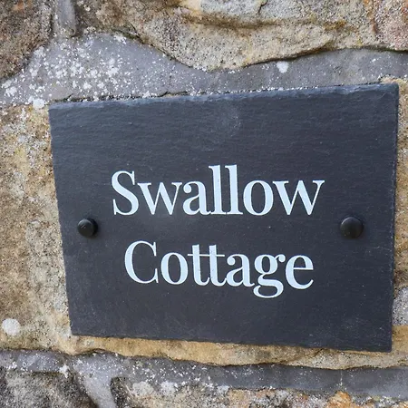 بيت للعطل Swallow ويتبي